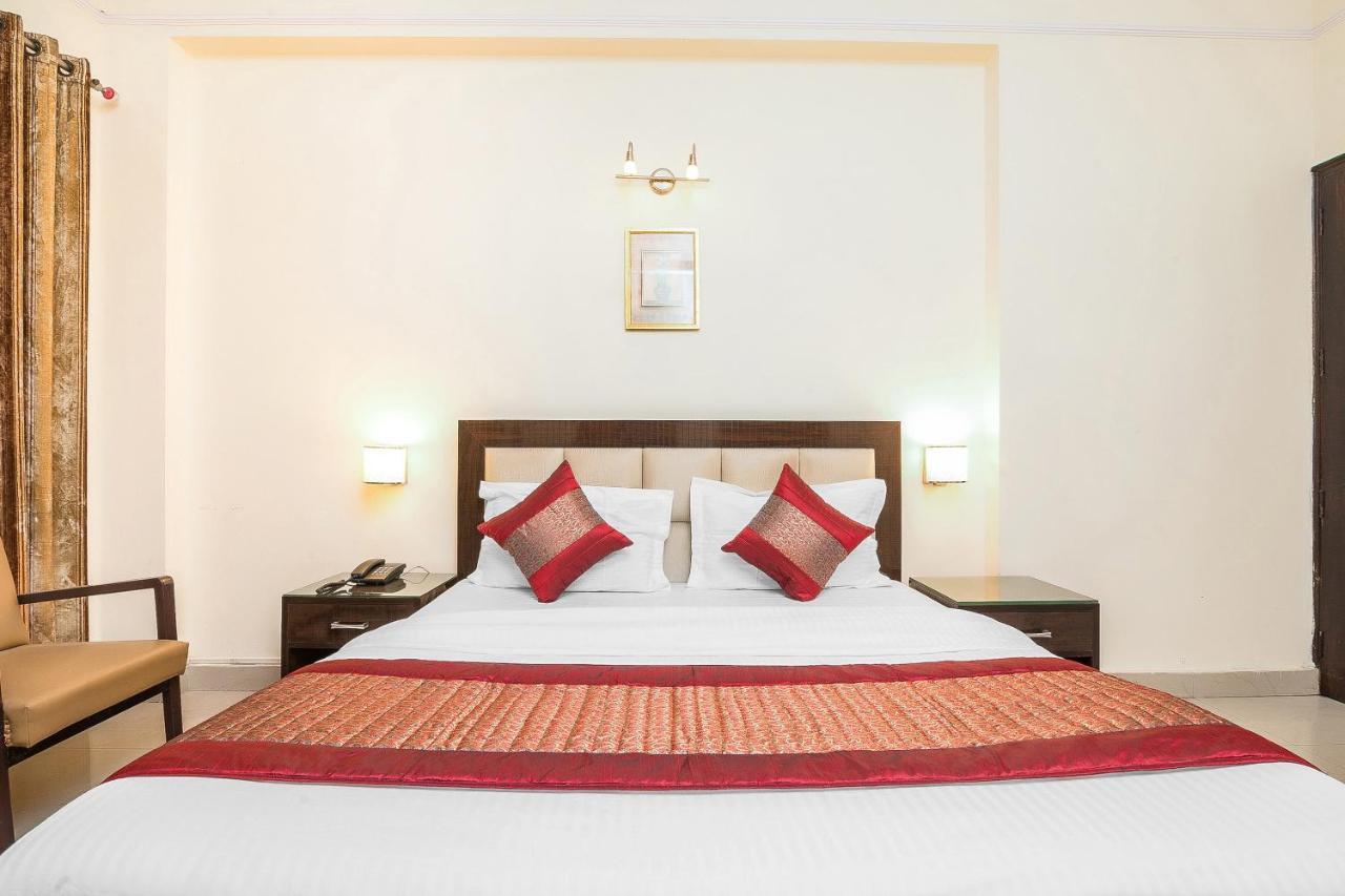 ניו דלהי Oyo 14245 Amitabh Guest House מראה חיצוני תמונה