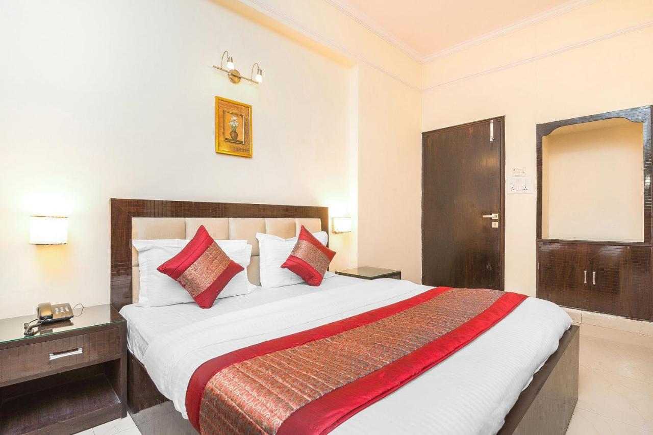 ניו דלהי Oyo 14245 Amitabh Guest House מראה חיצוני תמונה