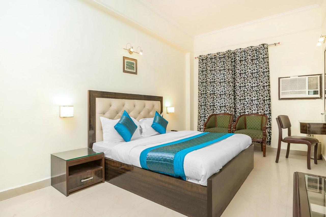 ניו דלהי Oyo 14245 Amitabh Guest House מראה חיצוני תמונה